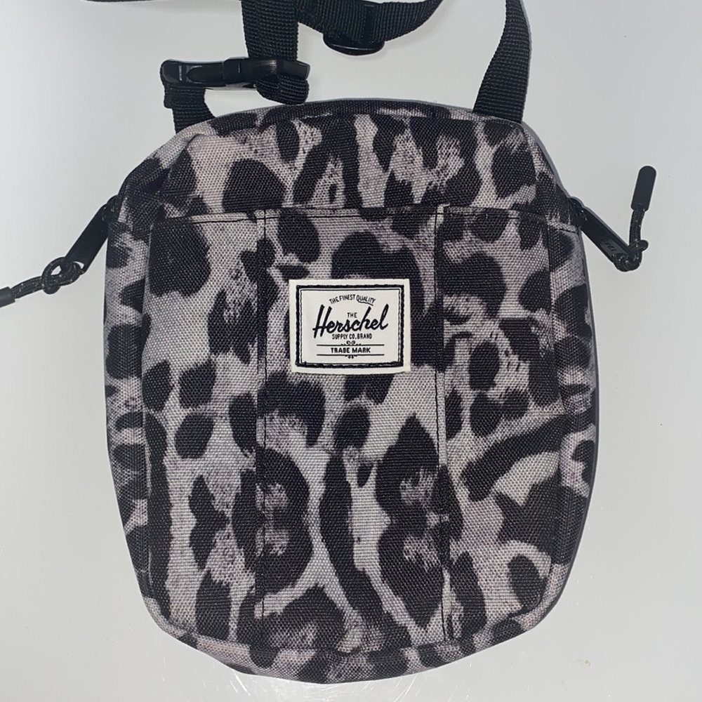 Herschel Cruz Cross Body Bag in Snow Leopard